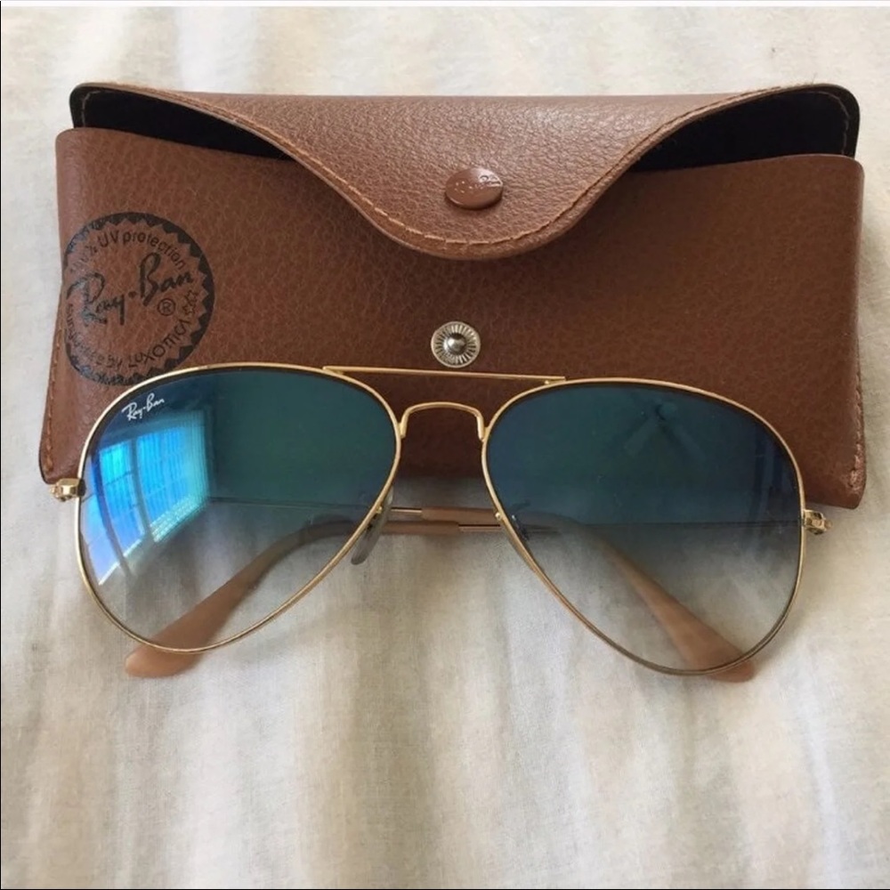 blue gradient ray ban aviators